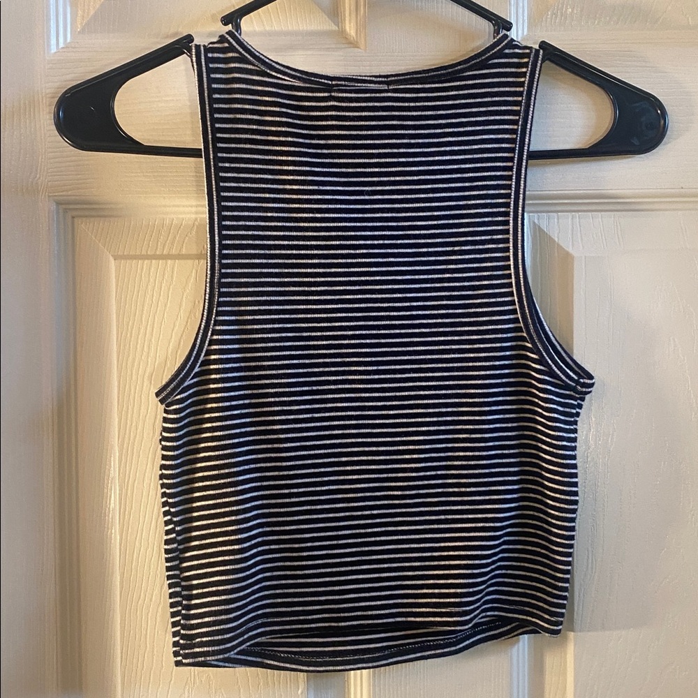 WILD FABLE Black and White Striped Crop Top - Picture 8 of 11